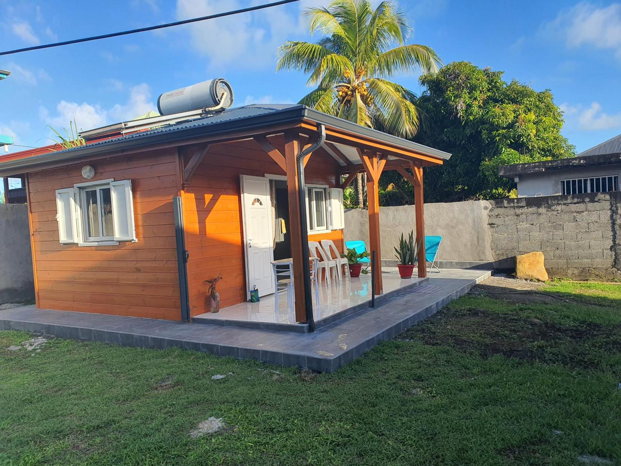 Bungalow Vacances Sainte-Rose Exterior foto