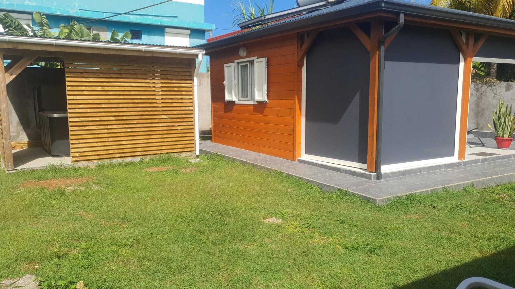 Bungalow Vacances Sainte-Rose Exterior foto
